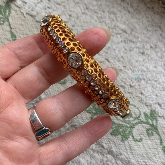 IMAN Global Chic Gold & Crystal Bangle Bracelet - Sz LG NWOT - Stunning Bracelet - Picture 2 of 12